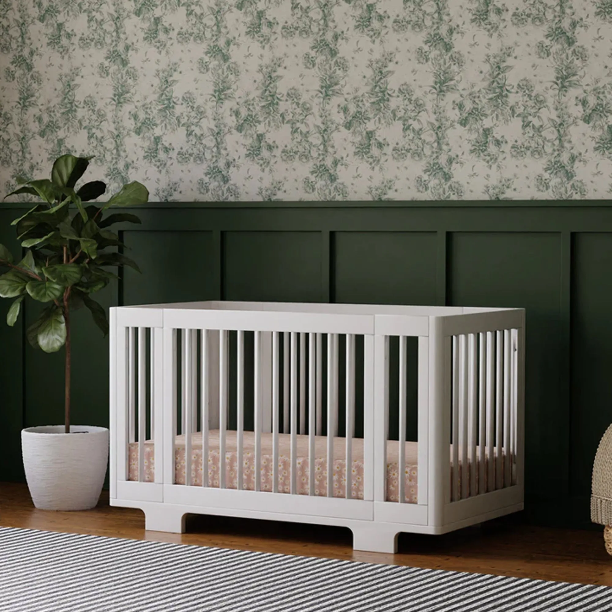 BABYLETTO Yuzu 8-in-1 Convertible Crib with All-Stages Conversion Kits