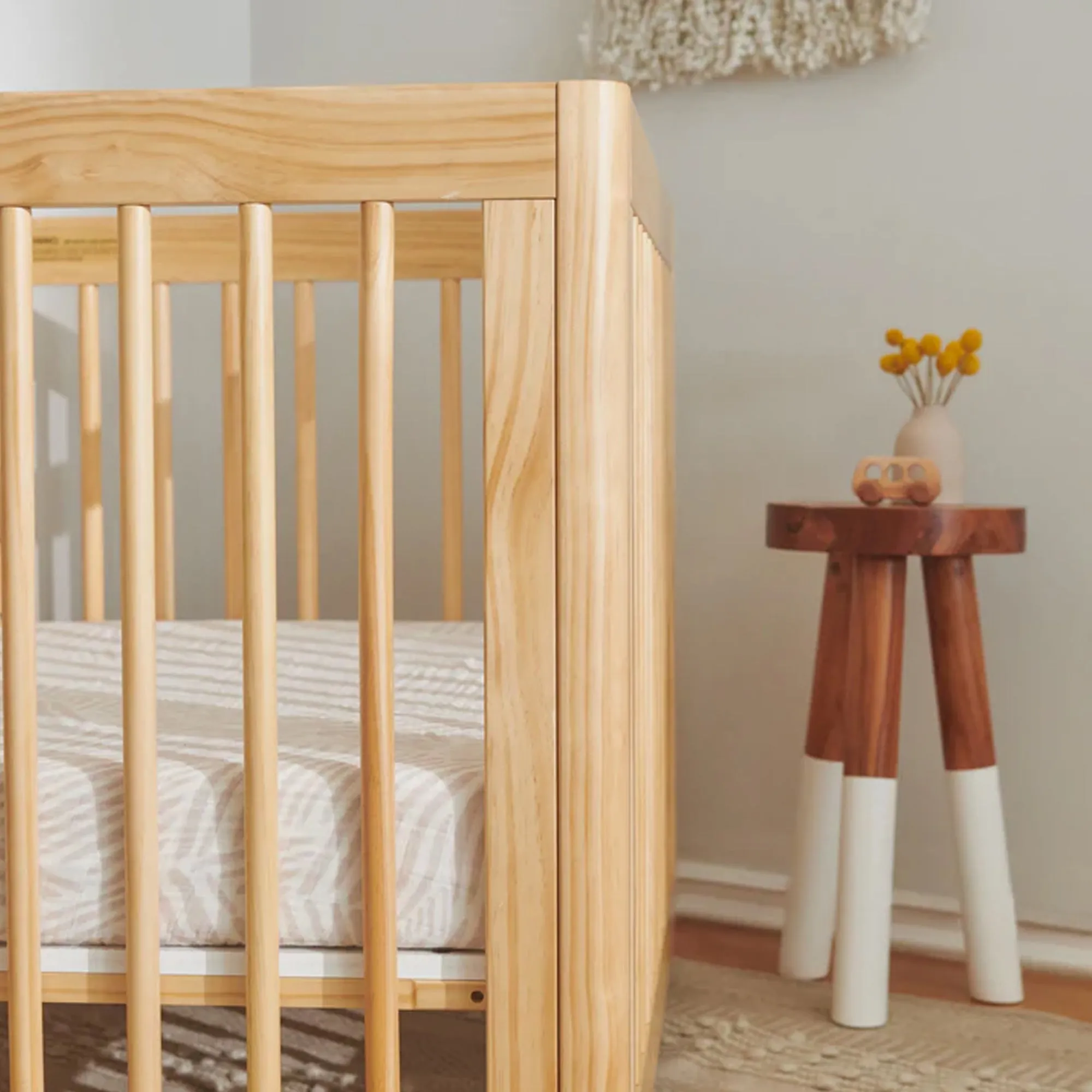 BABYLETTO Yuzu 8-in-1 Convertible Crib with All-Stages Conversion Kits