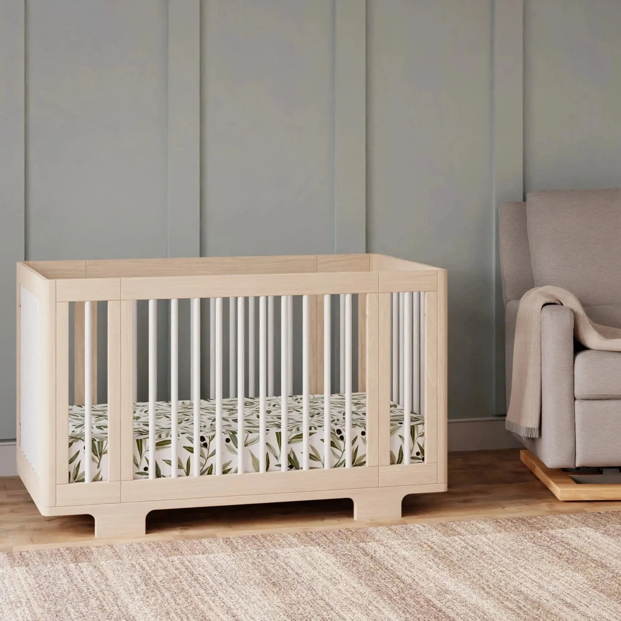 BABYLETTO Yuzu 8-in-1 Convertible Crib with All-Stages Conversion Kits