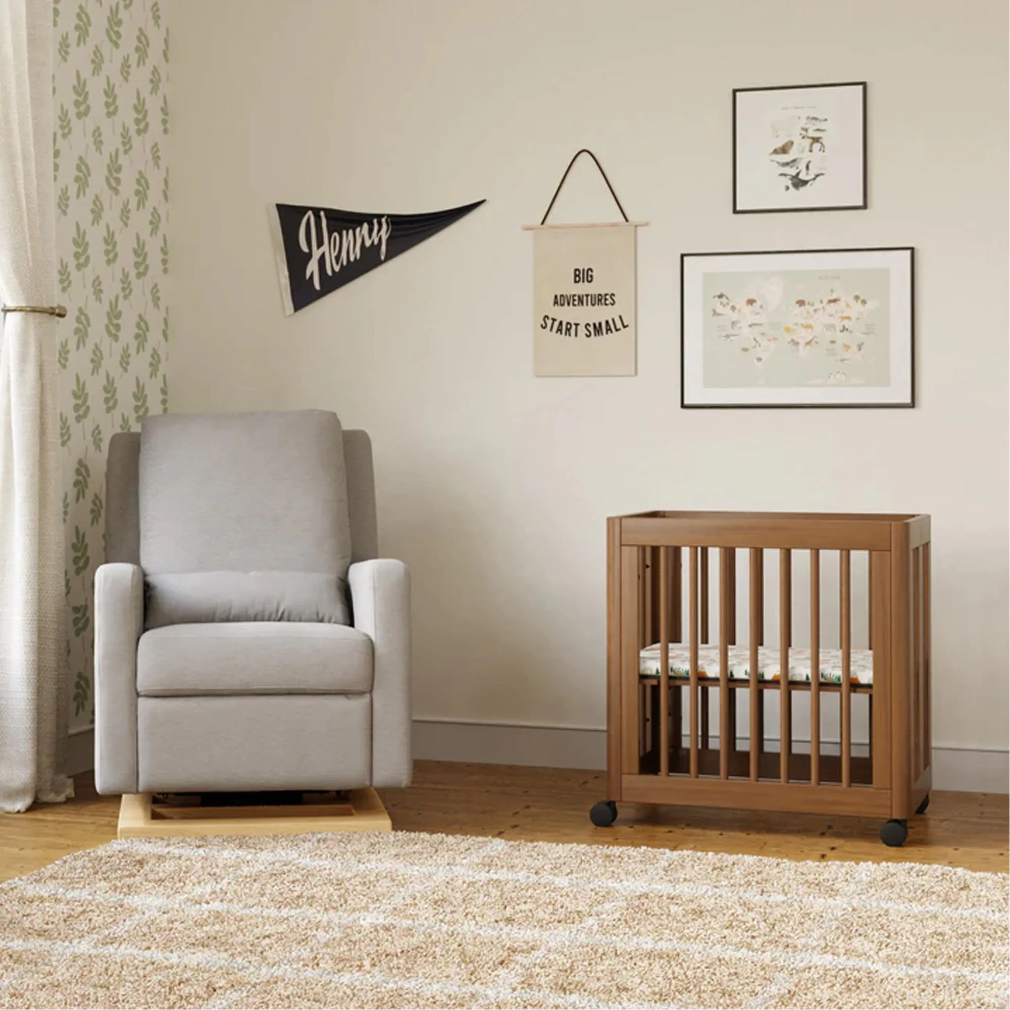 BABYLETTO Yuzu 8-in-1 Convertible Crib with All-Stages Conversion Kits
