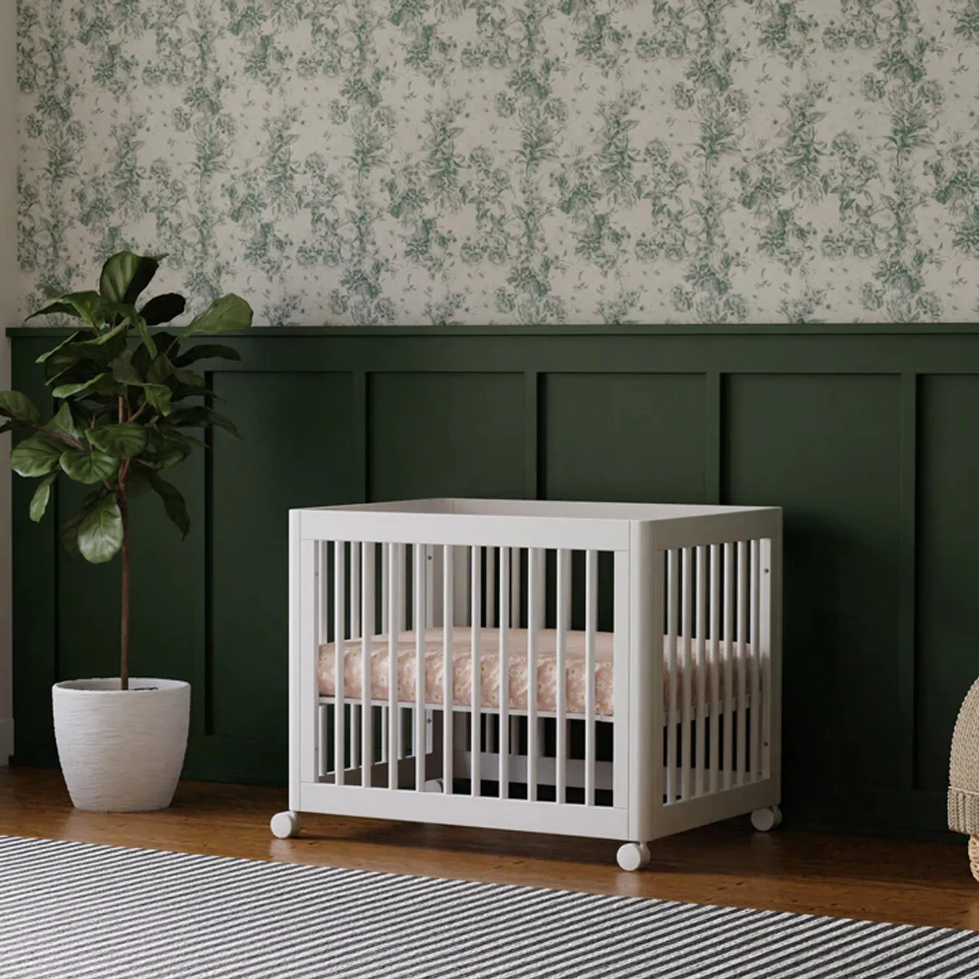 BABYLETTO Yuzu 8-in-1 Convertible Crib with All-Stages Conversion Kits