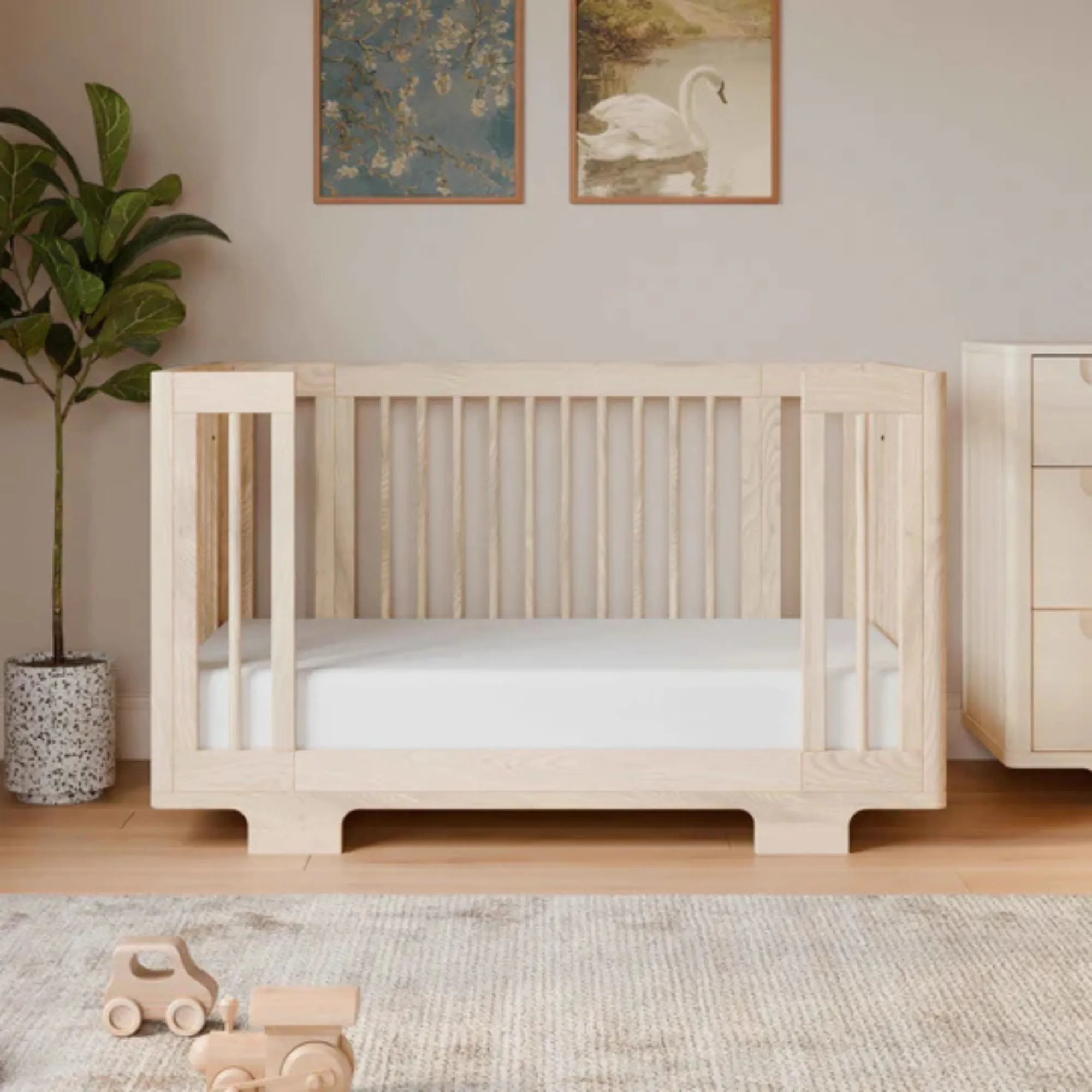 BABYLETTO Yuzu 8-in-1 Convertible Crib with All-Stages Conversion Kits