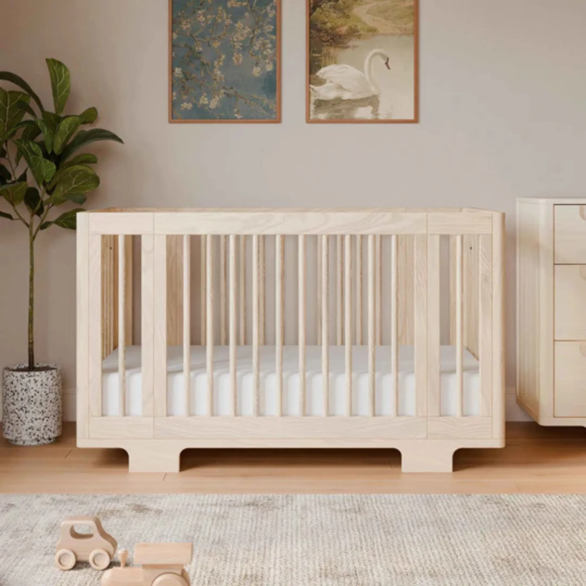 BABYLETTO Yuzu 8-in-1 Convertible Crib with All-Stages Conversion Kits