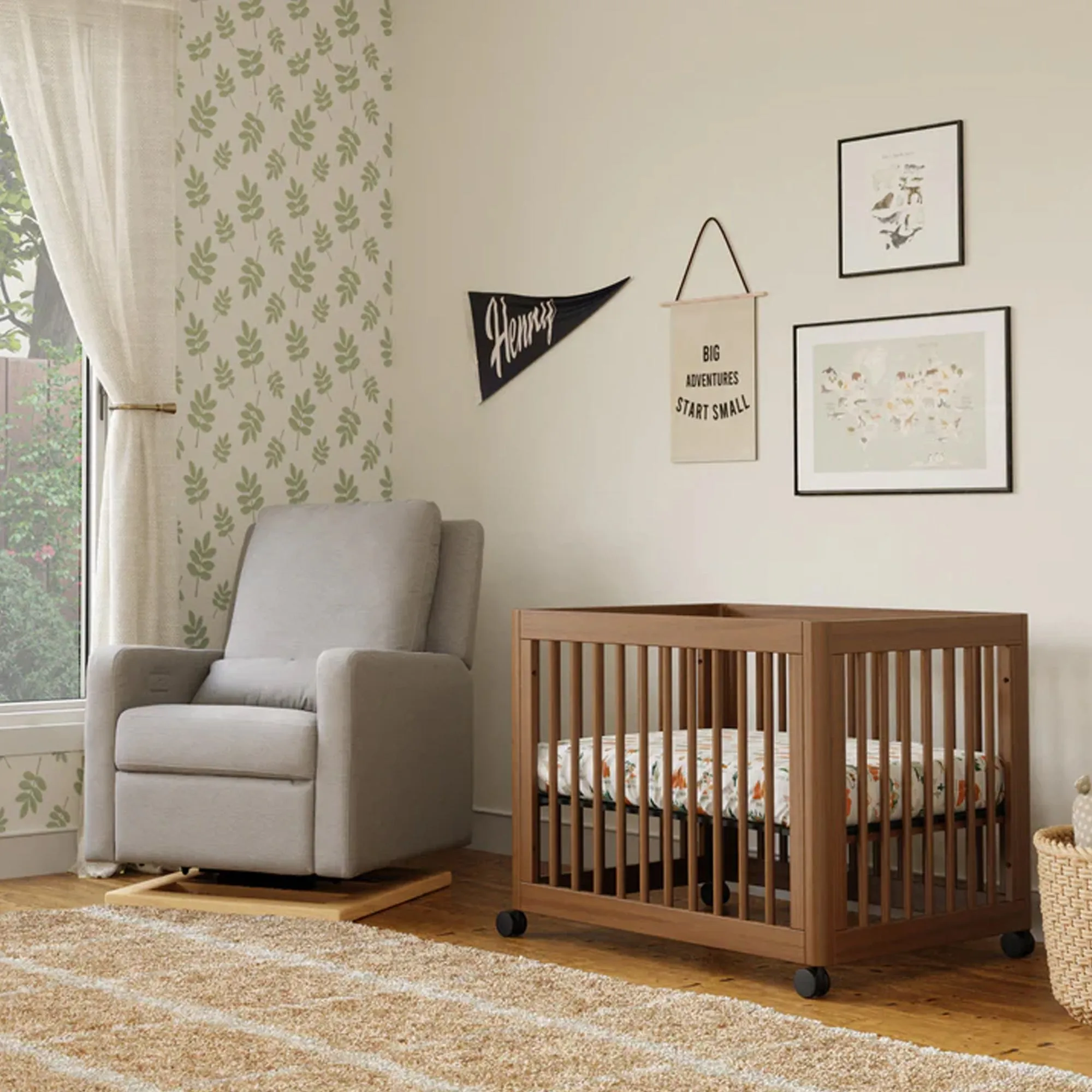 BABYLETTO Yuzu 8-in-1 Convertible Crib with All-Stages Conversion Kits