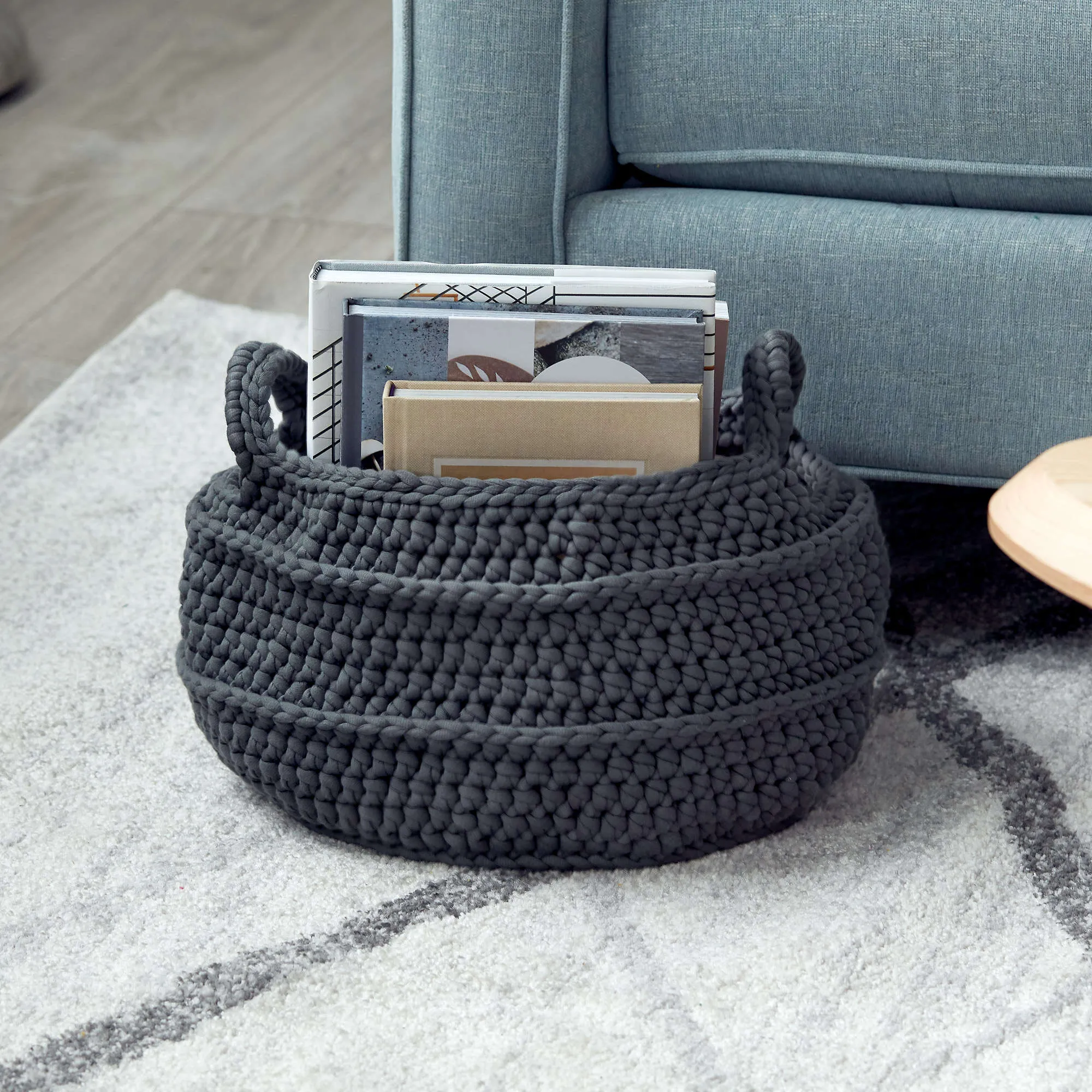 Bernat Crochet Basket With Handles