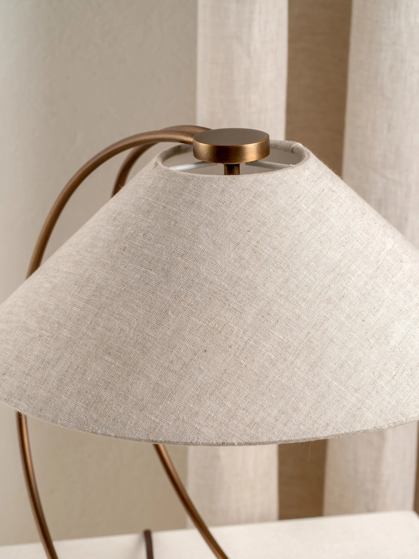 Deska - aged brass and linen task lamp