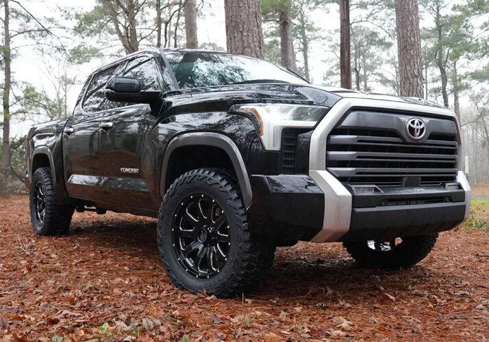 Superlift 2in Leveling Kit w/Upper Strut Spacers | 2022-2025 Toyota Tundra (slf40018)